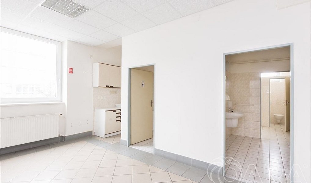 Pronájem kanceláře 549 m², Písek – náhled fotky 23
