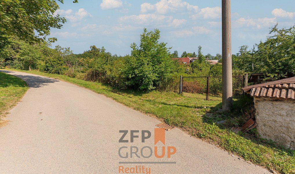 Prodej stavebního pozemku 1 005 m², Borotín – náhled fotky 4