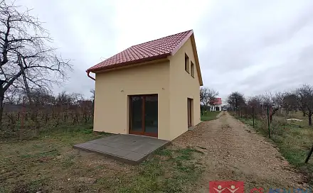 Prodej domu 72 m² s pozemkem 690 m², Znojmo