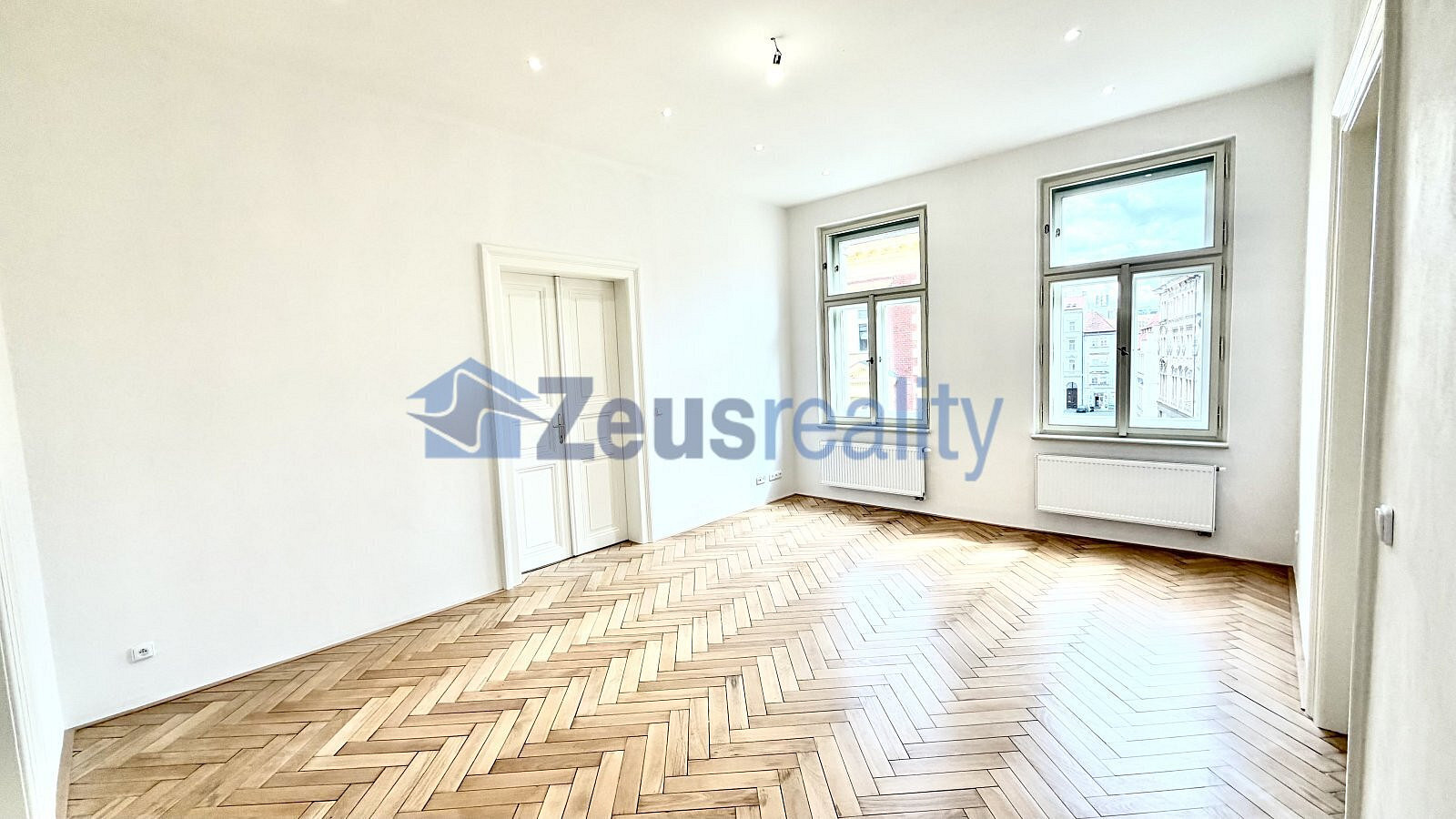 Pronájem bytu 4+1 119 m² — photo 4