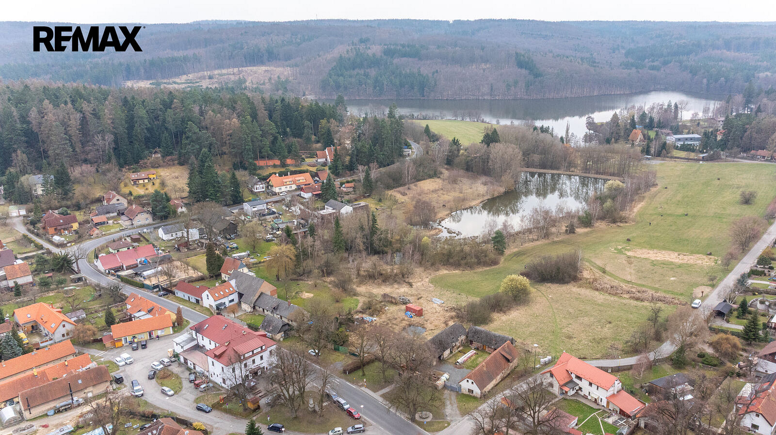 Prodej stavebního pozemku 1 943 m²