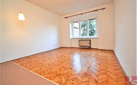Pronájem bytu 1+kk 32 m²