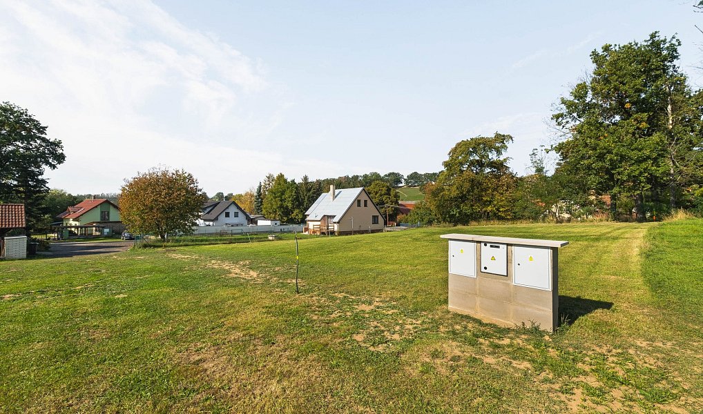 Prodej stavebního pozemku 950 m², Benešov – náhled fotky 6