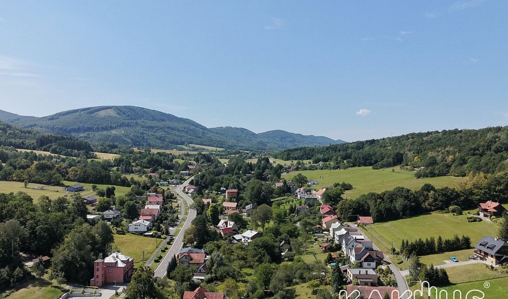 Prodej stavebního pozemku 721 m², Bordovice – náhled fotky 2