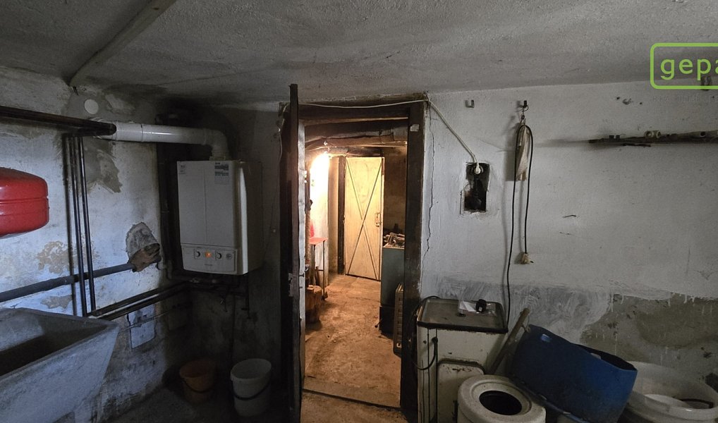 Prodej domu 145 m² s pozemkem 1 218 m², Zlatá Koruna – náhled fotky 31