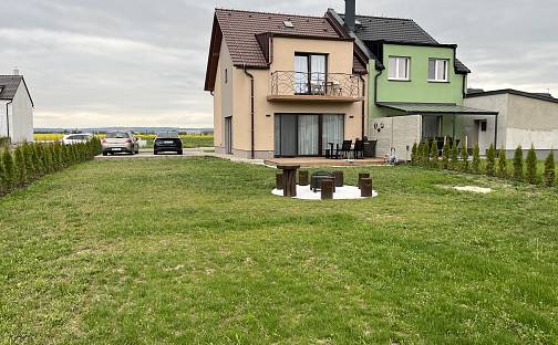 Prodej domu 100 m² s pozemkem 573 m², Skrbeň, okres Olomouc