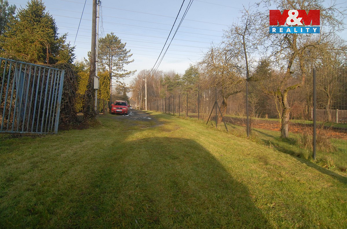 Prodej stavebního pozemku 1 877 m² – pohled 6