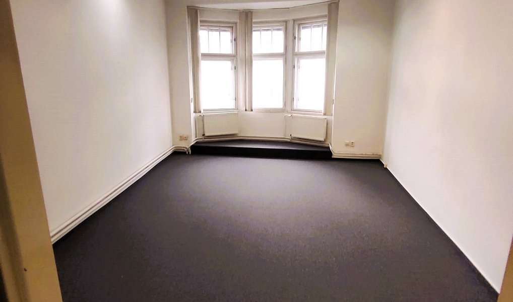 Pronájem kanceláře 110 m², Ostrava – náhled fotky 3