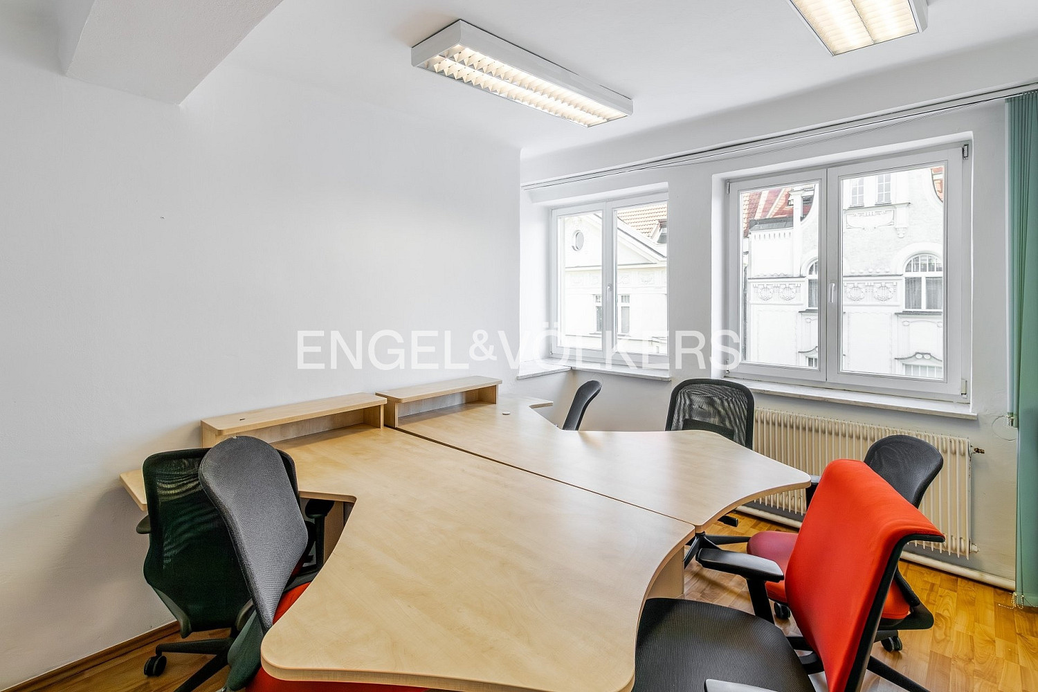 Pronájem kanceláře 13 m² — photo 3