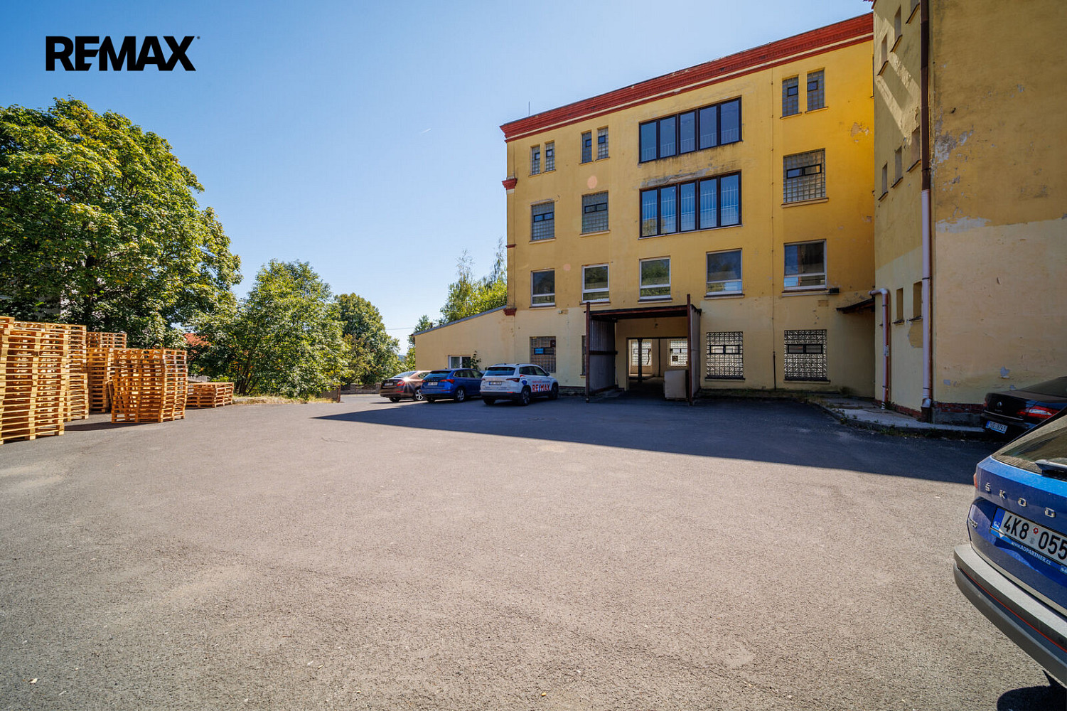 Prodej výrobních prostor 2 350 m² – fotografie 4