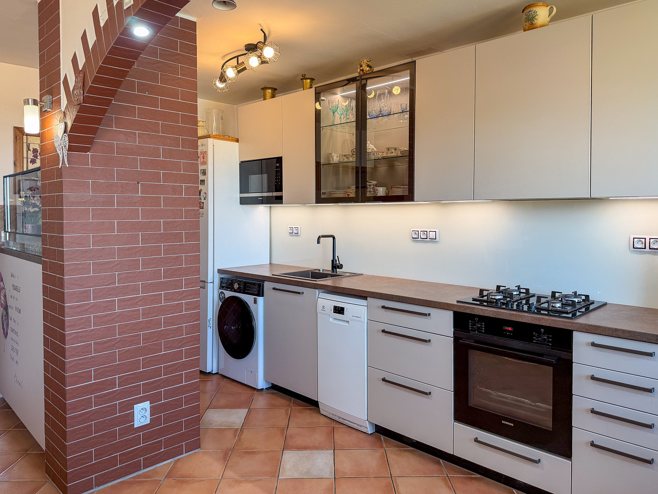 Prodej bytu 3+kk 65 m² – fotografie 4