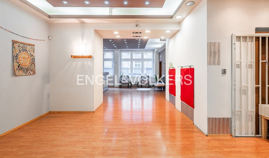 Pronájem obchodních prostor 130 m², Praha – náhled fotky 3