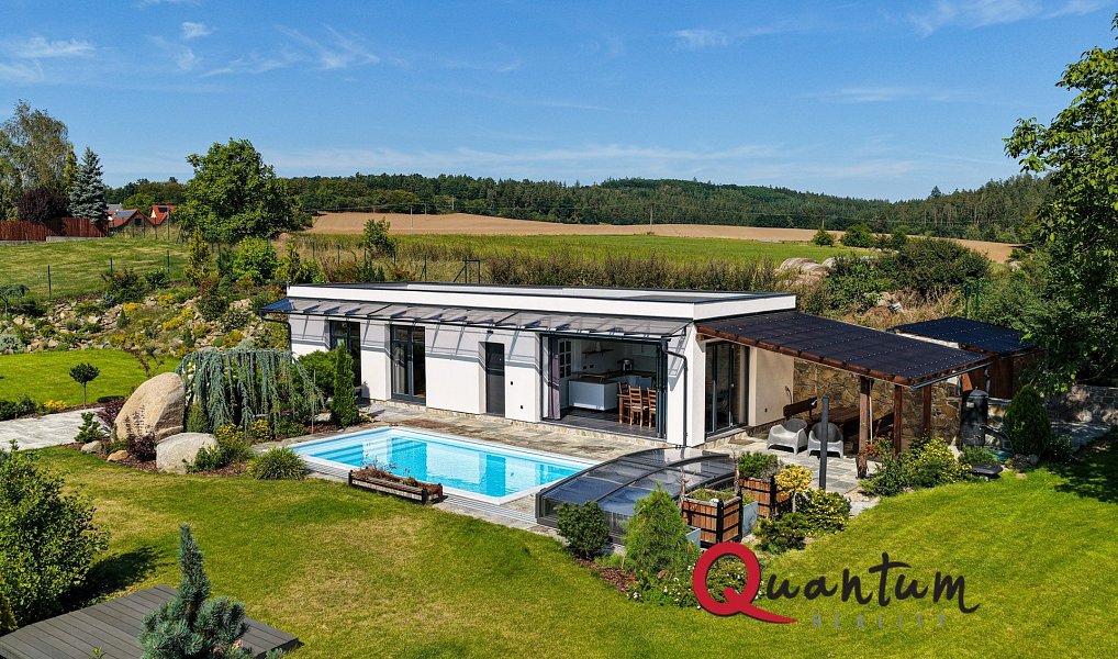 Prodej stavebního pozemku 2 054 m², Hrusice – náhled fotky 3
