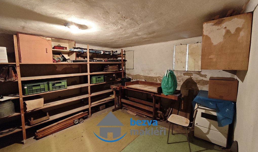 Prodej domu 213 m² s pozemkem 688 m², Chrast – náhled fotky 16