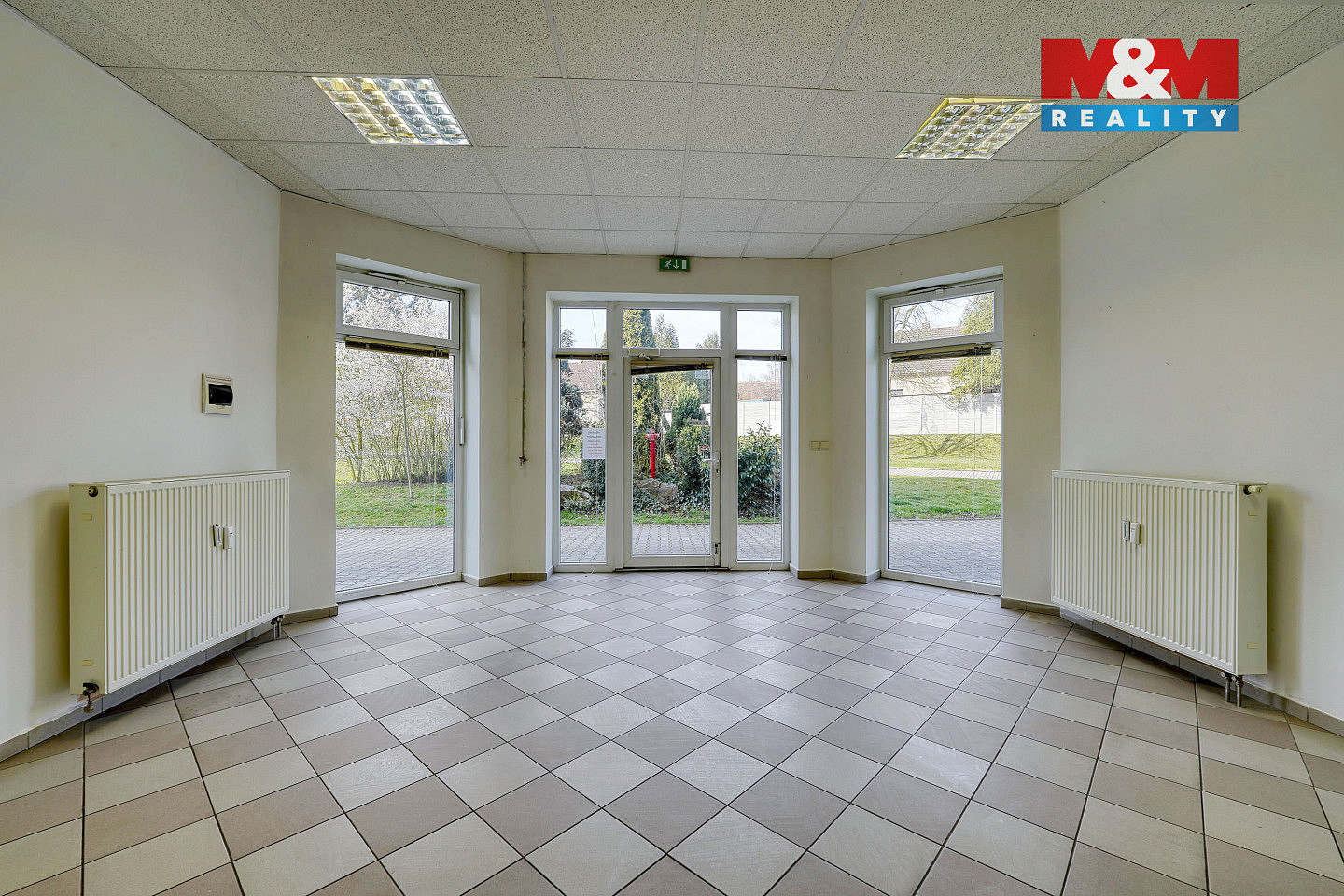 Pronájem obchodních prostor 133 m² – pohled 3
