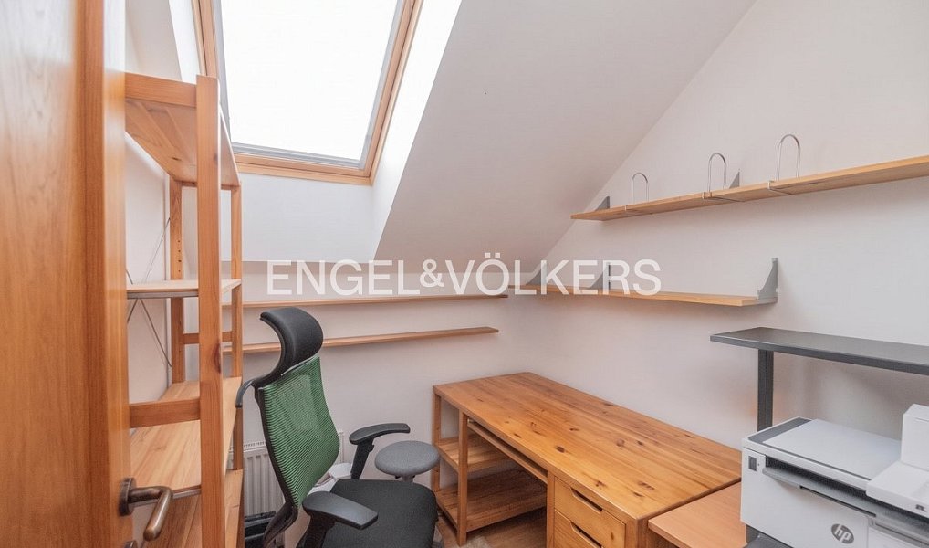 Prodej domu 270 m² s pozemkem 822 m², Praha – náhled fotky 9