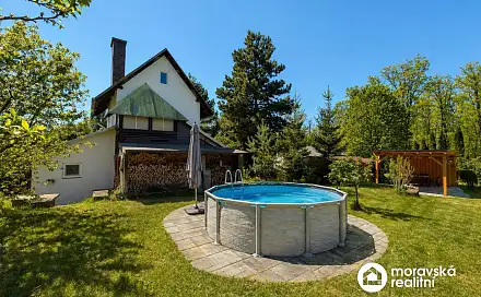 Prodej chaty/chalupy 107 m² s pozemkem 919 m², Ivančice, okres Brno-venkov
