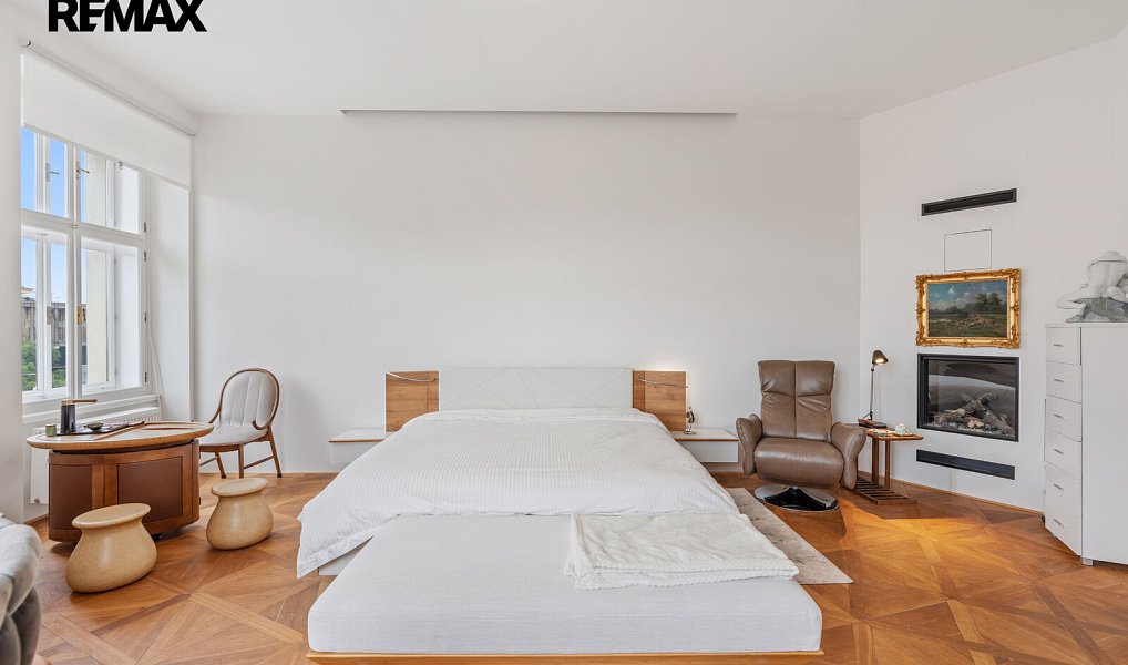 Prodej kanceláře 139 m², Praha – náhled fotky 7