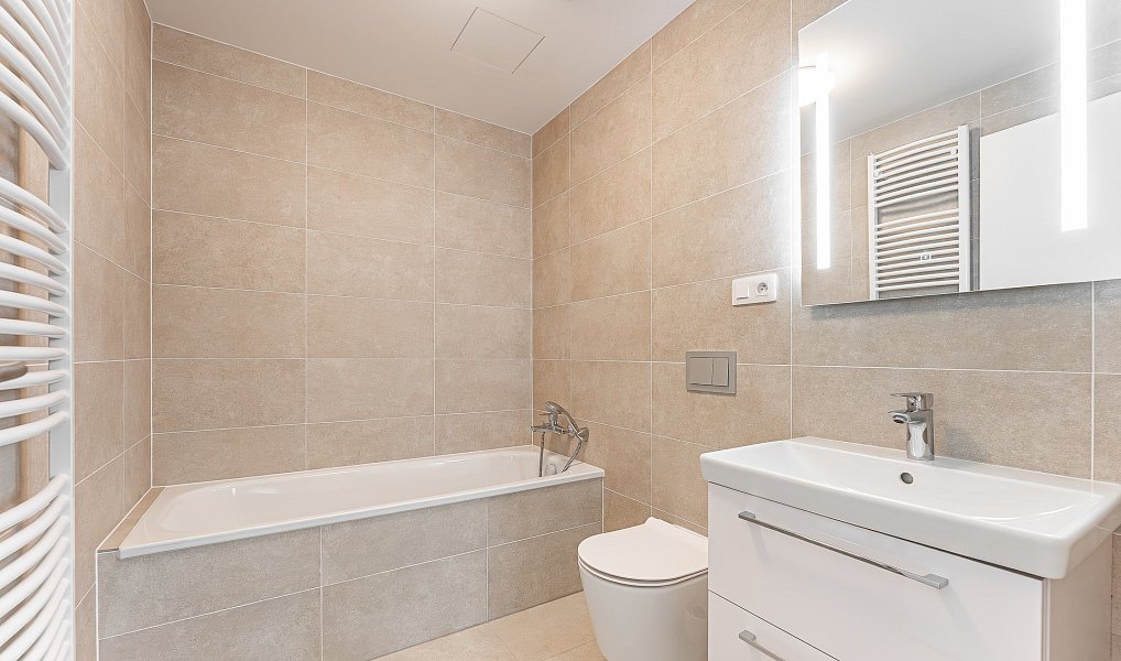 Pronájem bytu 4+kk 120 m², Praha – náhled fotky 15