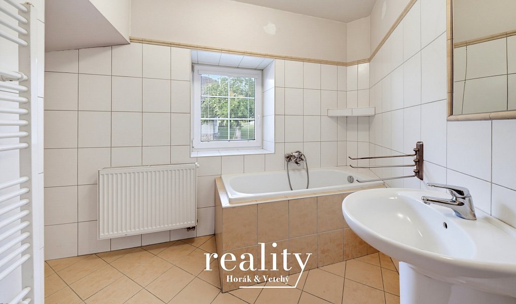 Prodej domu 178 m² s pozemkem 813 m², Křelovice – náhled fotky 13