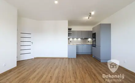 Pronájem bytu 2+kk 50 m², Zahradní, Kosmonosy, okres Mladá Boleslav