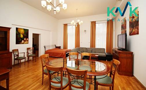 Pronájem bytu 1+1 106 m², U Imperiálu, Karlovy Vary