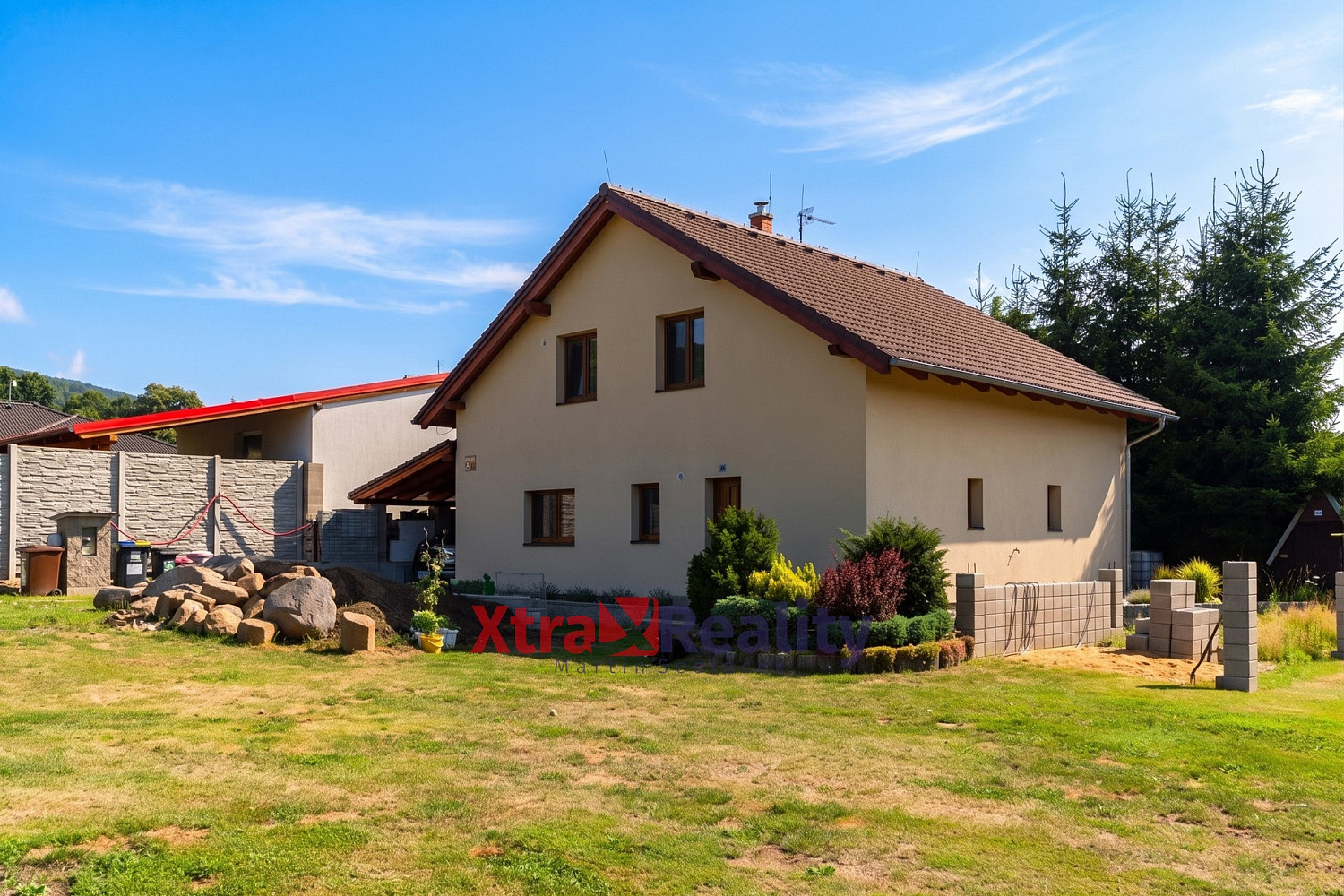 Prodej domu 145 m² s pozemkem 1 919 m² – pohled 2