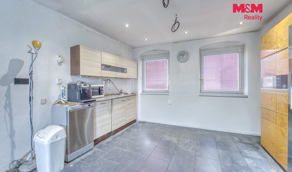 Prodej domu 189 m² s pozemkem 197 m², Králův Dvůr – náhled fotky 9