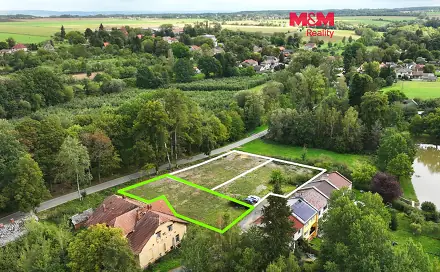 Prodej stavebního pozemku 1 060 m², Zbýšov - Klucké Chvalovice, okres Kutná Hora