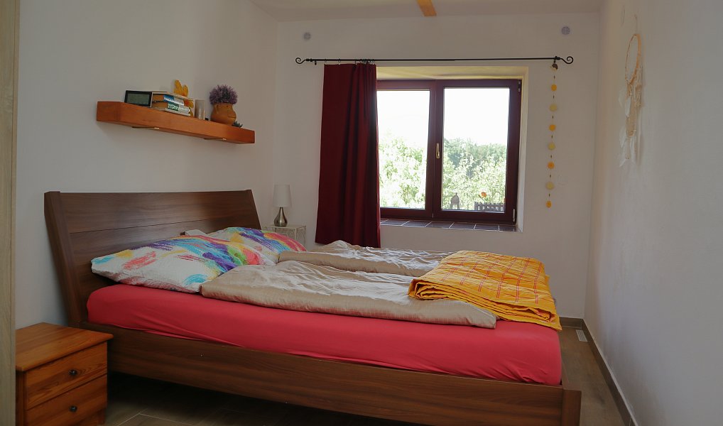 Prodej chalupy 70 m² s pozemkem 3 833 m², Postupice – náhled fotky 6