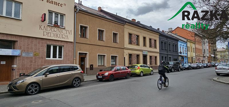 Prodej domu 263 m² s pozemkem 272 m²