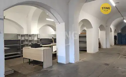 Pronájem skladovacích prostor 350 m², Vančurova, Opava - Předměstí