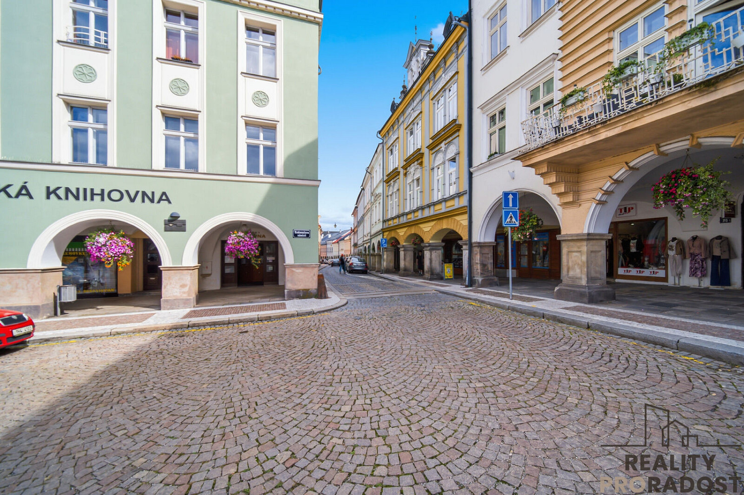 Pronájem kanceláře 157 m² – fotografie 3