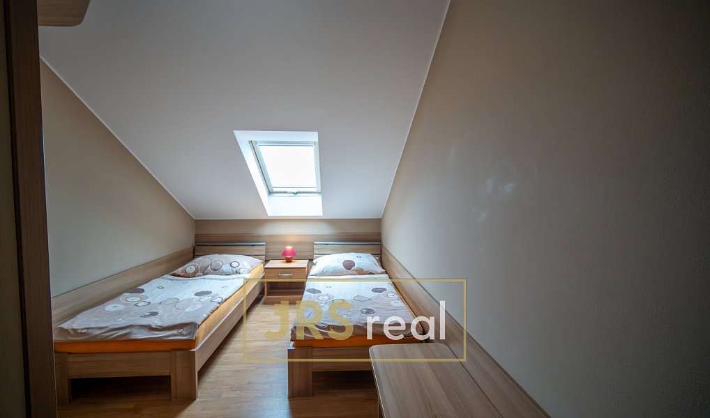 Prodej ubytovacího objektu 468 m², Čejkovice – náhled fotky 22