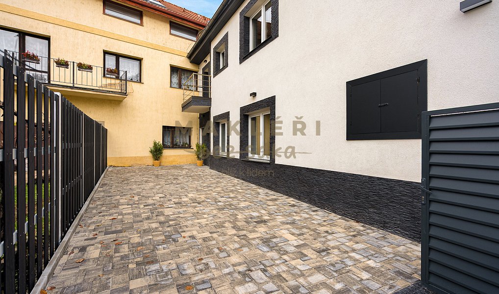 Prodej bytu 2+kk 81 m², Praha – náhled fotky 23