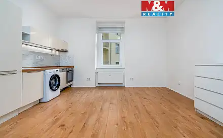 Pronájem bytu 1+kk 35 m²
