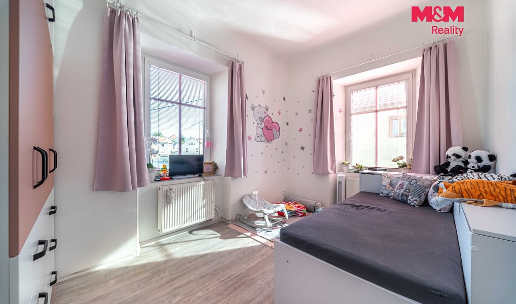 Prodej bytu 4+kk 64 m², Lochovice – náhled fotky 7