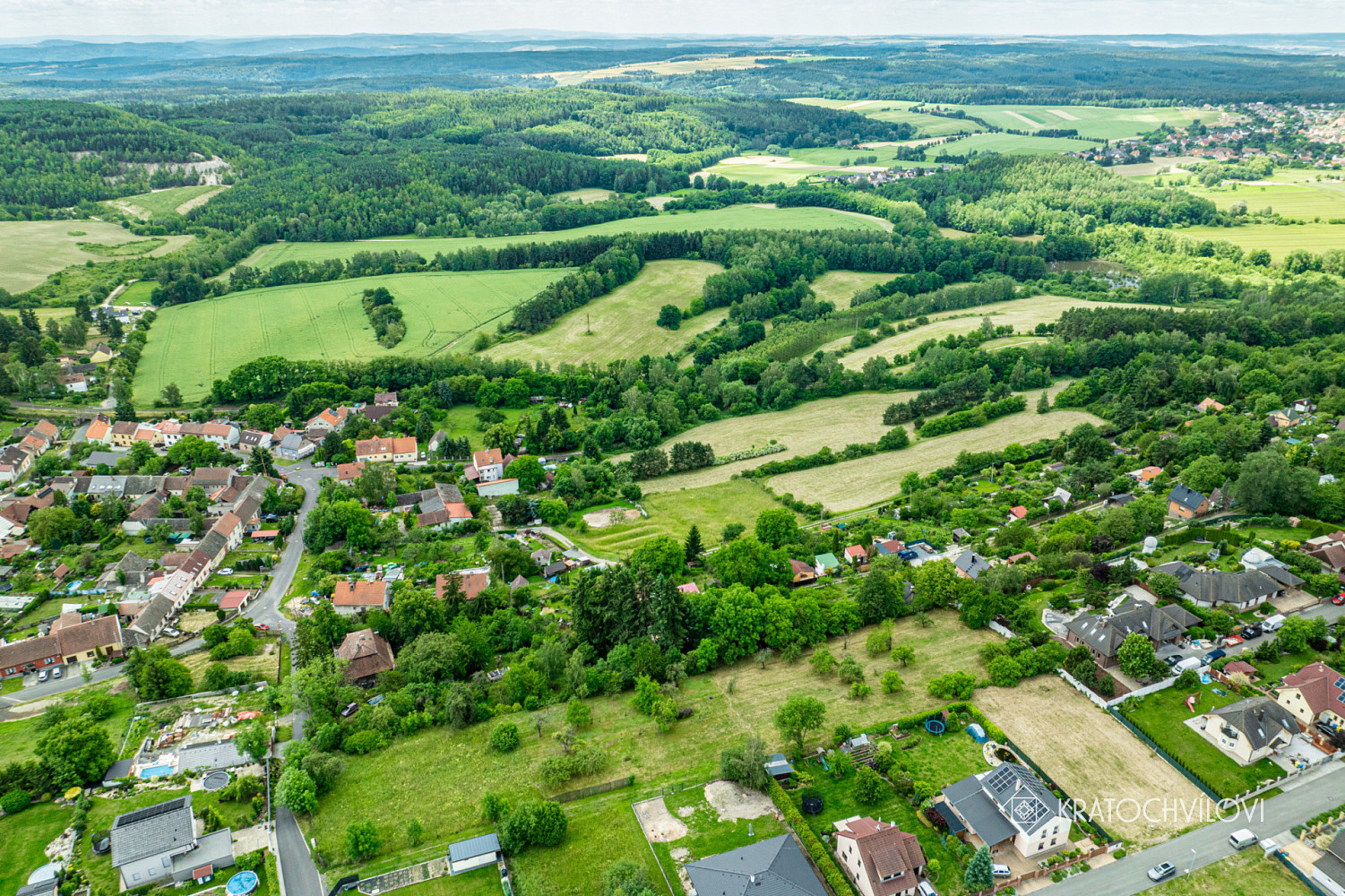 Prodej stavebního pozemku 947 m² – pohled 6