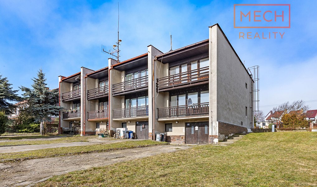 Prodej domu 158 m² s pozemkem 335 m², Radonice – náhled fotky 2