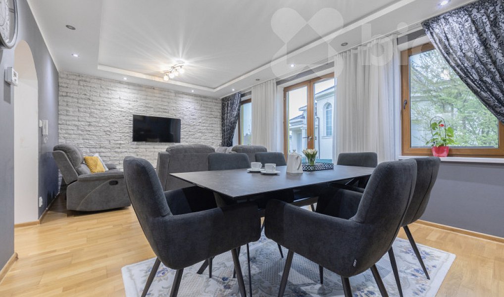 Prodej domu 160 m² s pozemkem 591 m², Jeneč – náhled fotky 21