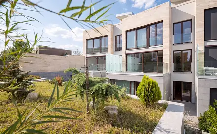 Prodej domu 279 m² s pozemkem 259 m², V Hrobech, Praha 4 - Libuš