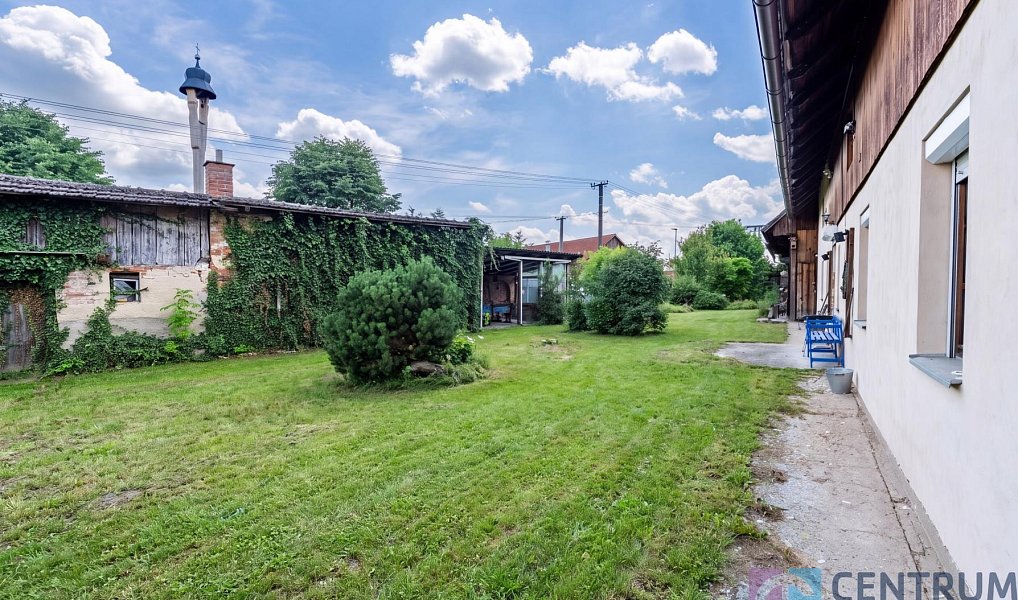 Prodej domu 267 m² s pozemkem 1 671 m², Obrubce – náhled fotky 28