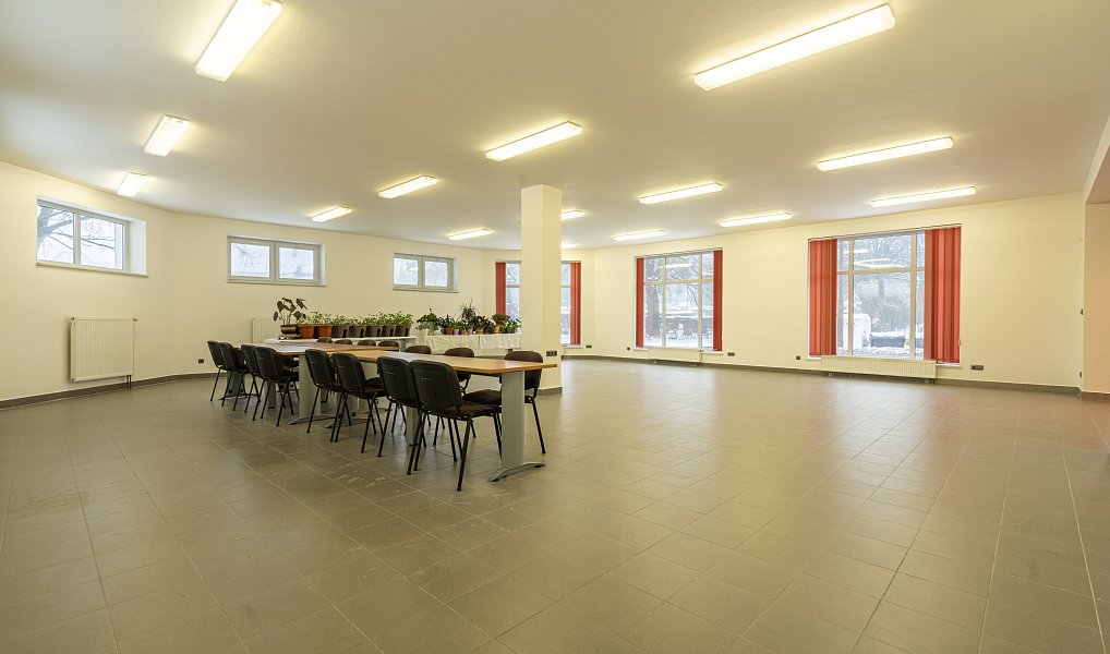 Pronájem obchodních prostor 299 m², Jičín – náhled fotky 9