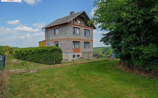 Prodej domu 180 m² s pozemkem 2 002 m², Úherčice, okres Chrudim