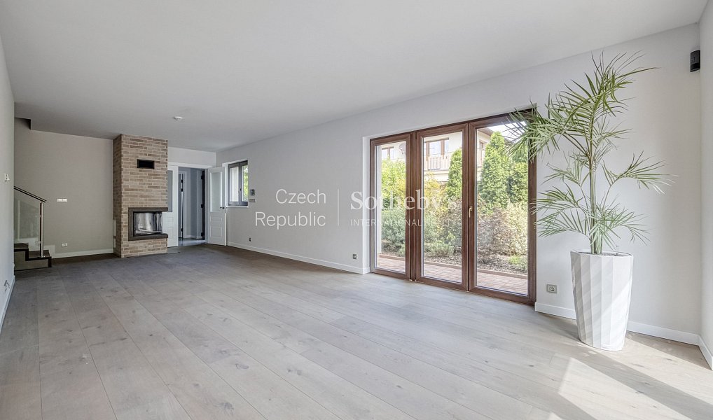 Pronájem domu 184 m² s pozemkem 432 m², Praha – náhled fotky 4