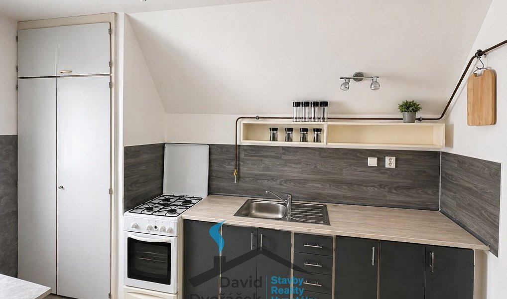Prodej nájemního domu, činžáku 665 m², Hradec Králové – náhled fotky 7