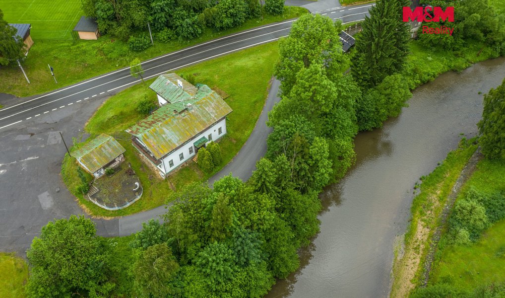 Prodej ubytovacího objektu 500 m², Plavy – náhled fotky 16