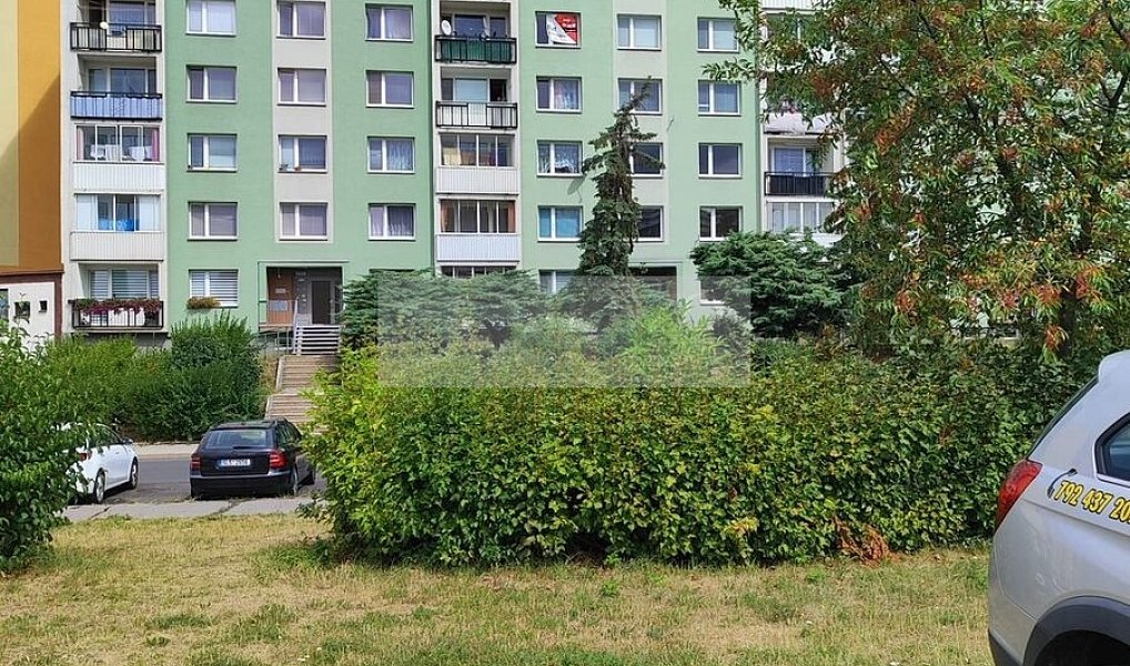 Pronájem bytu 1+1 36 m², Chomutov – náhled fotky 2