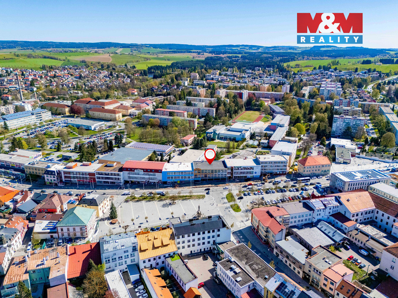 Prodej obchodních prostor 1 200 m² – fotografie 2