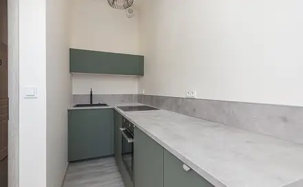 Pronájem bytu 1+kk 30 m², Košická, Praha 10 - Vršovice